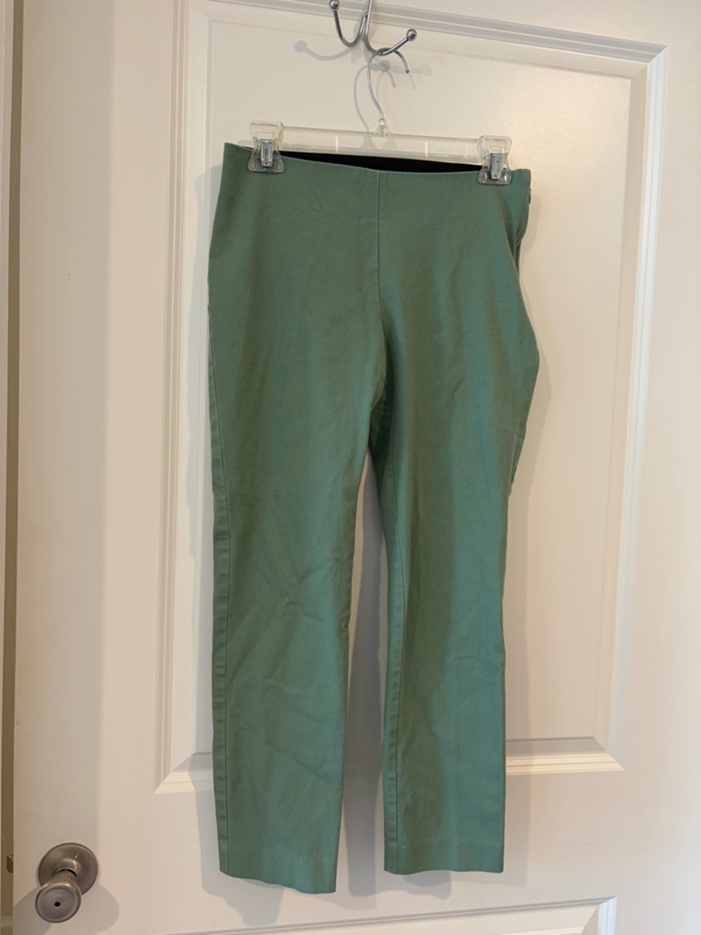 A New Day Green Slim Straight Pants Size 2 – Tailored Stretch